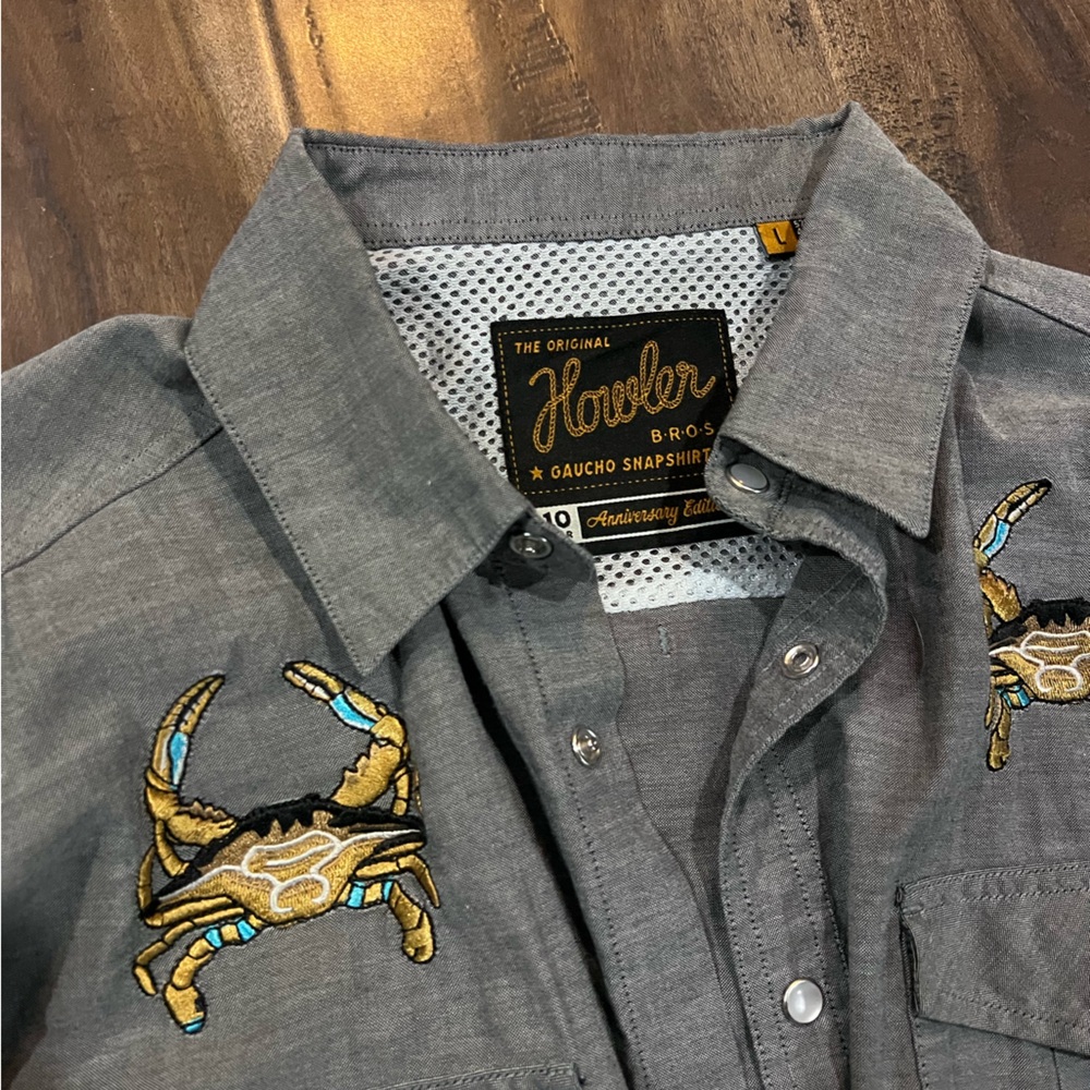 Howler Brothers Gaucho Snapshirt
10 Year Anniversary Crabs